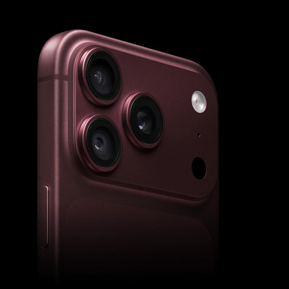 iPhone 18 Pro Max em bordô, com câmeras Fusion de 48 MP e estrutura em alumínio